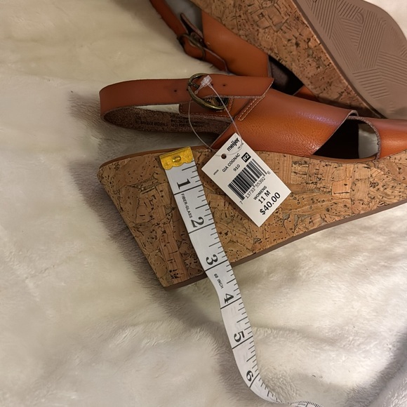 Sandals 👡 - Picture 4 of 5